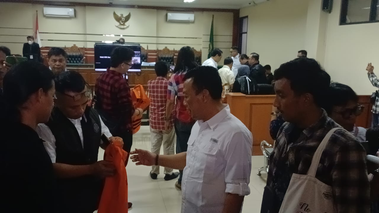 Bupati Ponorogo Nonaktif Dituntut 7 Tahun Penjara, Sekda dan Eks Direktur RSUD Dituntutan Berbeda 2 Bupati Ponorogo