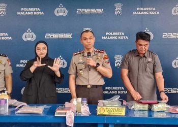 Dua Kurir Sabu di Malang Tergiur Upah Rp10 Juta, BB 3,2 Kg Disita Terancam 20 Tahun Penjara 4 Kurir sabu di Malang.