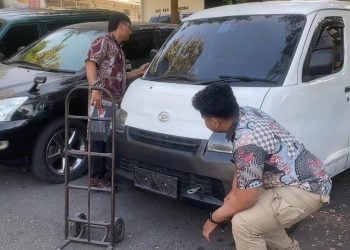 Gudang distributor makanan.