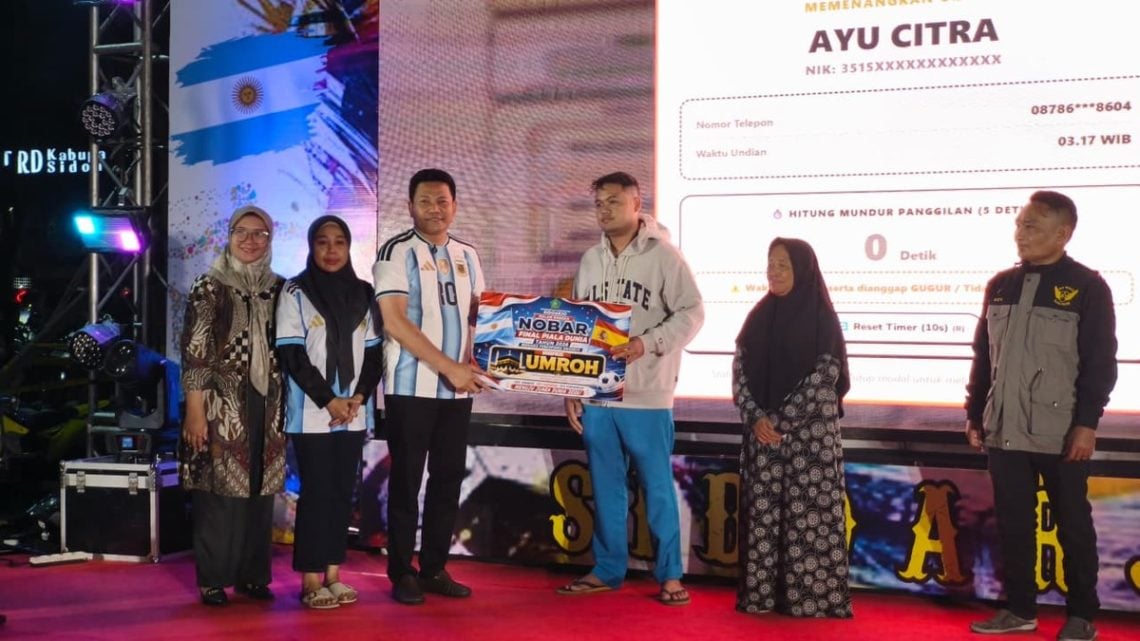 Spanyol Juara Piala Dunia 2026, Ribuan Warga Nobar di Sidoarjo Senang Berhadiah Umrah hingga Sepeda Gunung 1 Piala Dunia 2026.