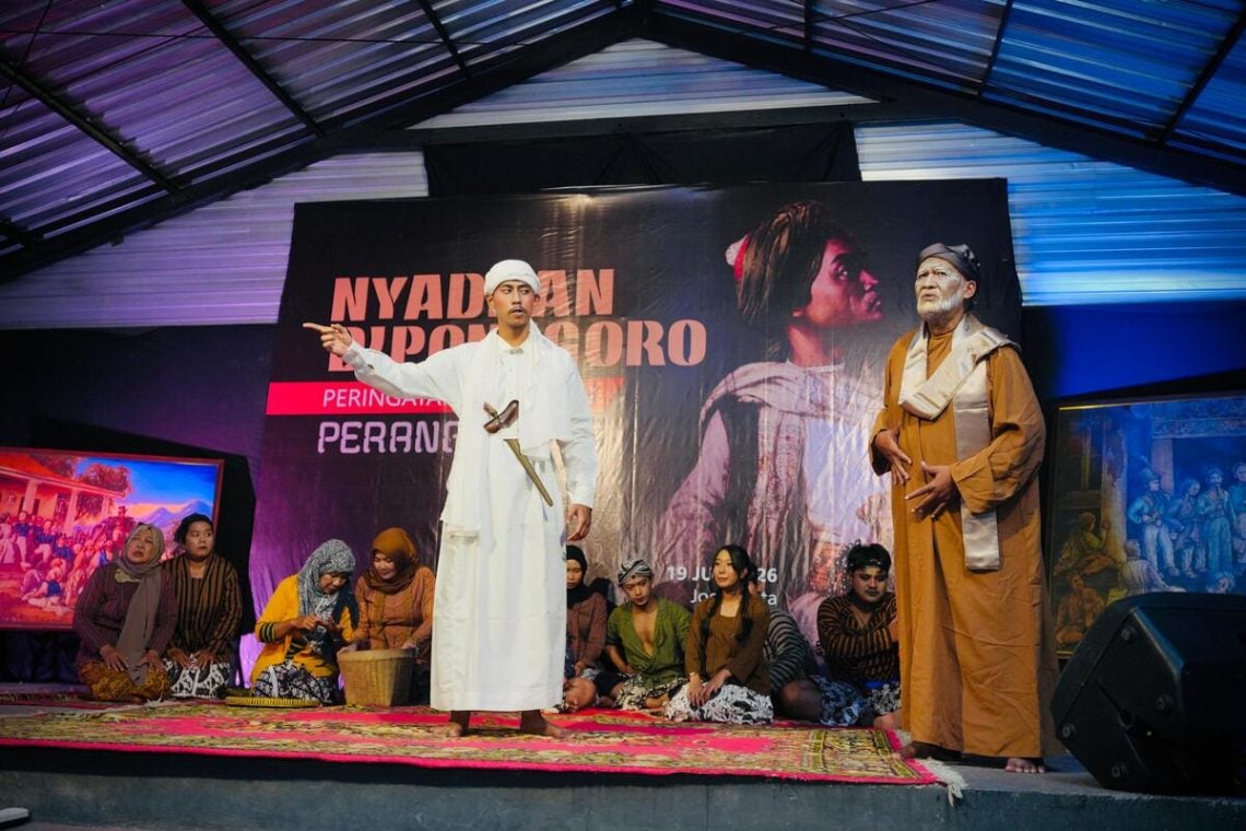Haul Pangeran Diponegoro, Wamensos Ajak Generasi Muda Teladani Nilai Perjuangan Pahlawan 1 Haul Pangeran Diponegoro.