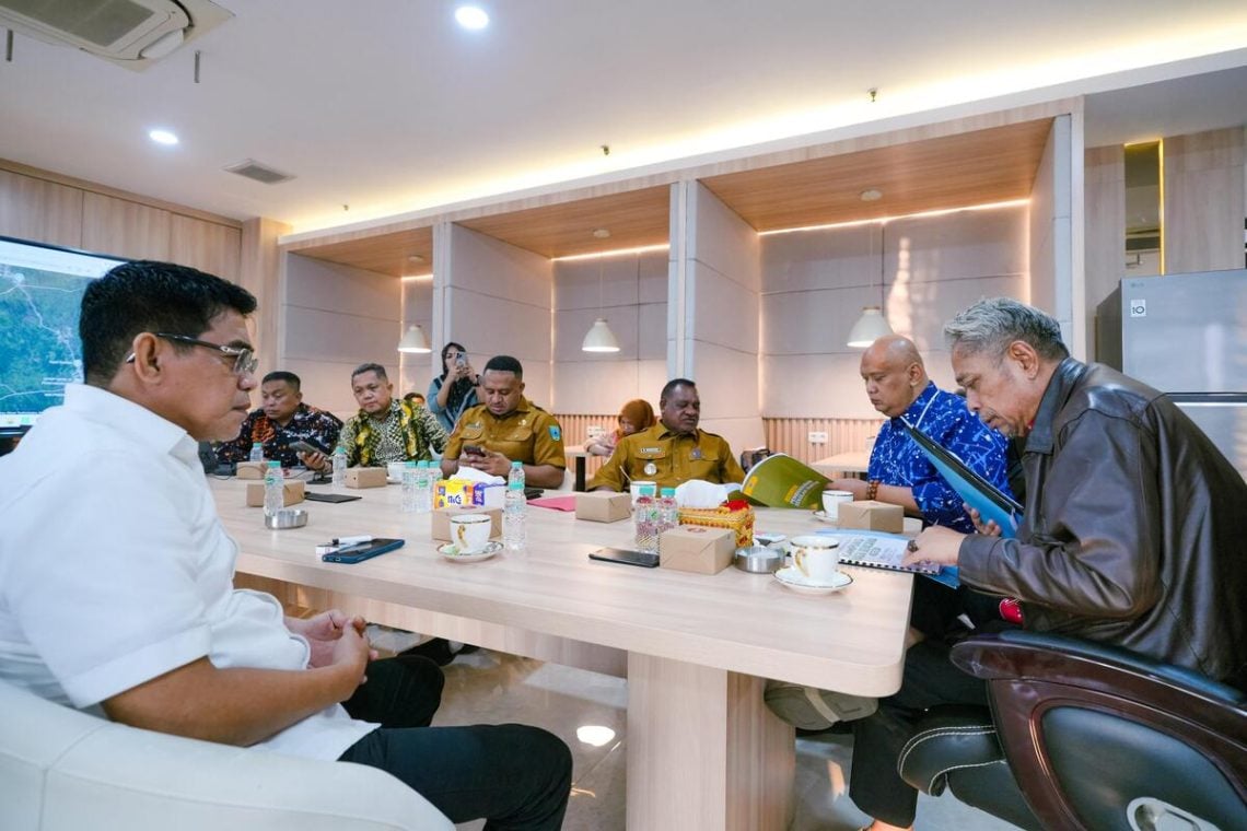 Sekolah Rakyat.