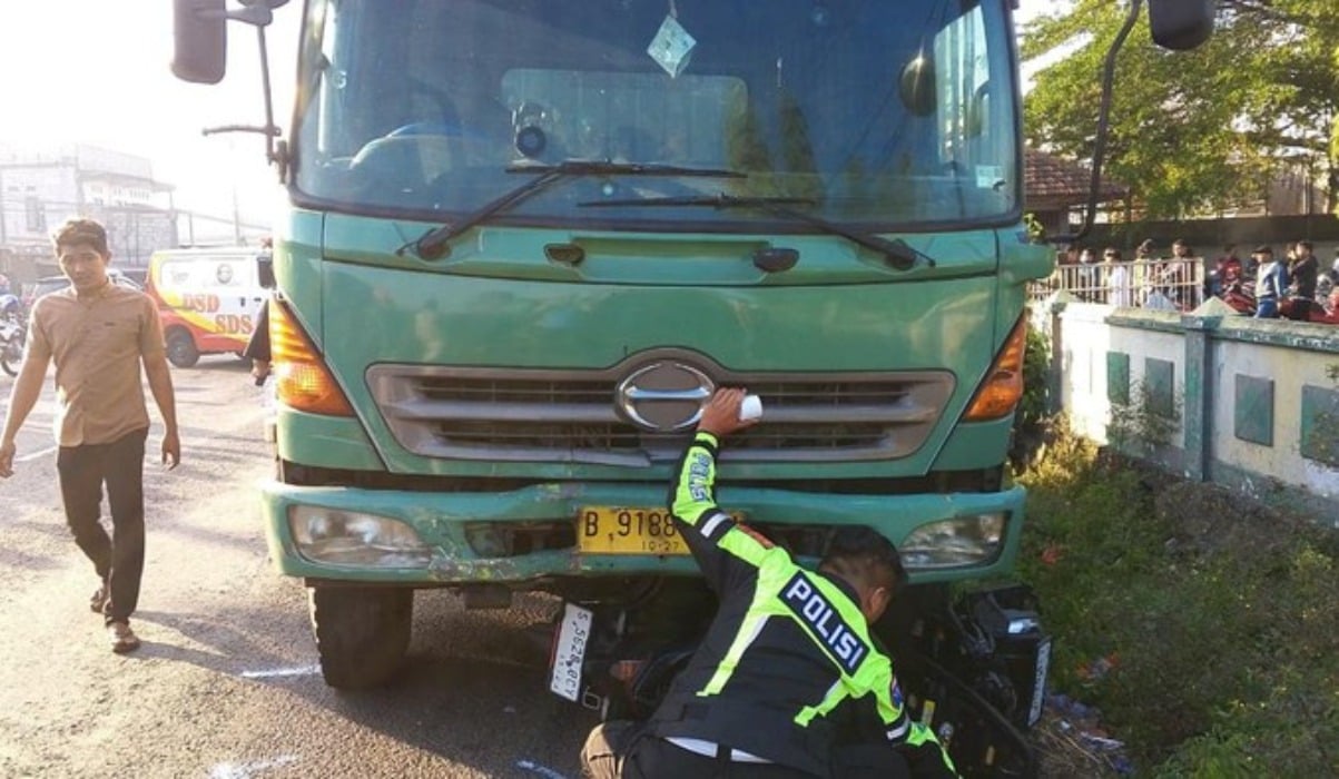 Truk maut di Jombang.