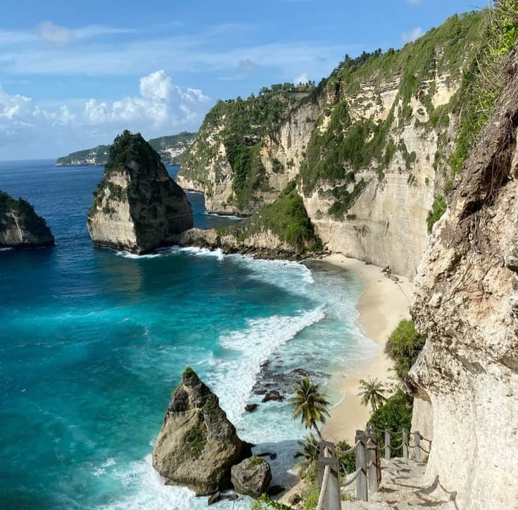 20 Tempat Wisata Dekat Surabaya yang Bisa Dikunjungi Sehari 1 Wisata dekat Surabaya.