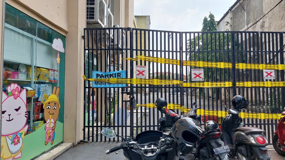 Pemkot Surabaya Bertindak Tegas, 250 Lahan Parkir Tanpa Izin Resmi Disegel 2 Surabaya