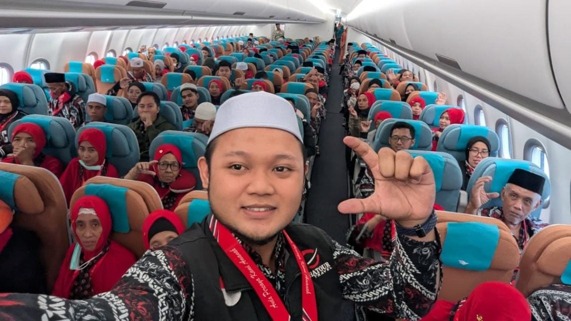 Ketika Jemaah Chatour Travel Dominasi Pesawat Garuda Indonesia, 144 Orang Berangkat dengan Kompak 1 Chatour Travel.