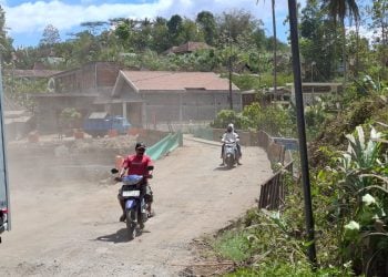 Jalan Gondanglegi-Balekambang